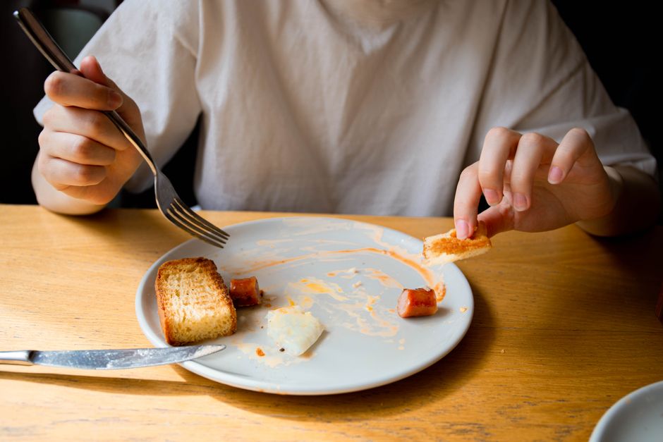 時間栄養学で体内時計を整える食事2026 朝食・夕食の時間・分食・間食・運動の時間帯など